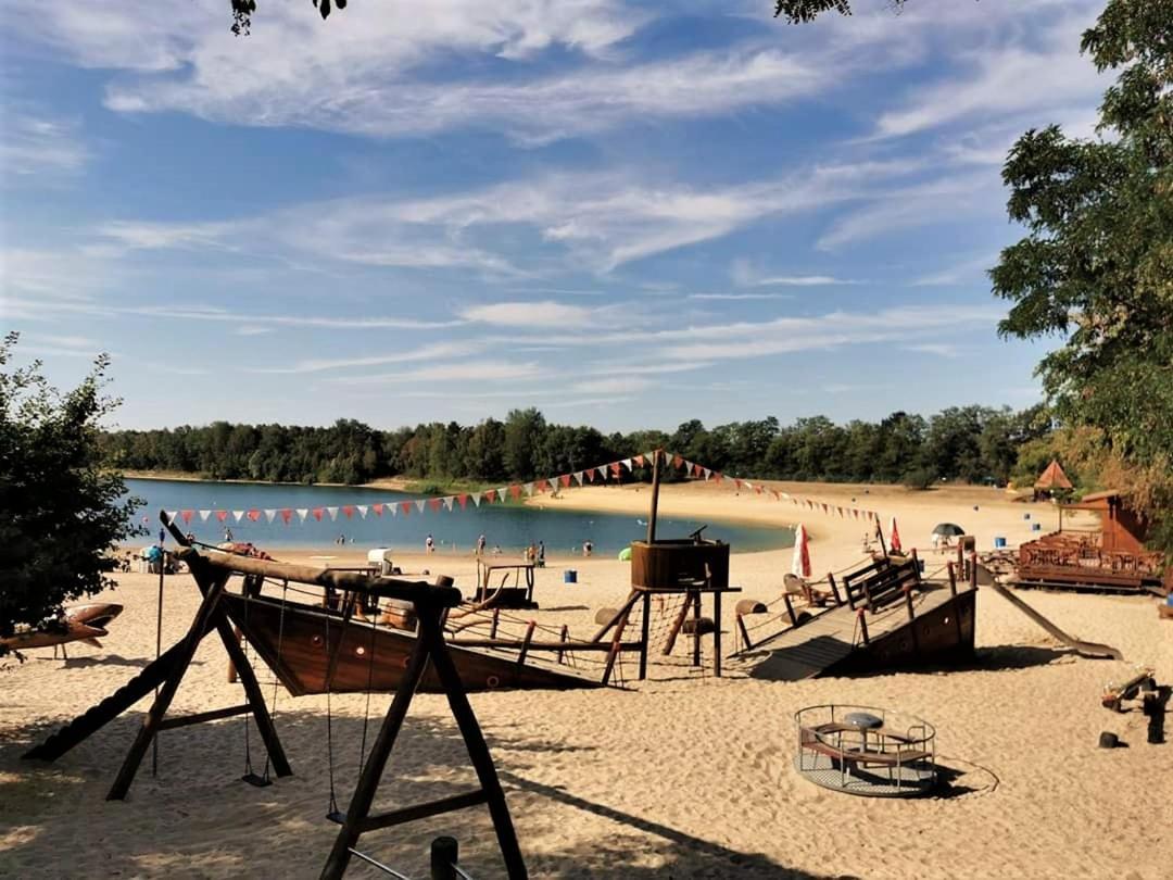 Grosse Ferienwohnung, Auf Bauernhof Mit Ponys Und Pferden, Laendlich Und Ruhig, Naehe Duemmer See Holdorf Exterior photo